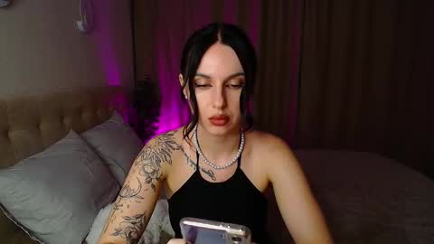 poison_inyour_mind online show from October 22, 2025, 4:18 pm