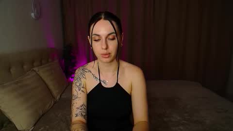 poison_inyour_mind online show from November 4, 2025, 9:58 pm