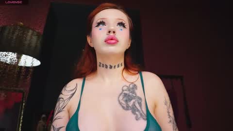 Snapshot of poisonivvy_ chatting on November 12, 2025, 5:41 am next streams mon wed sat sun 5am-1pm utc online show from November 12, 2025, 5:41 am