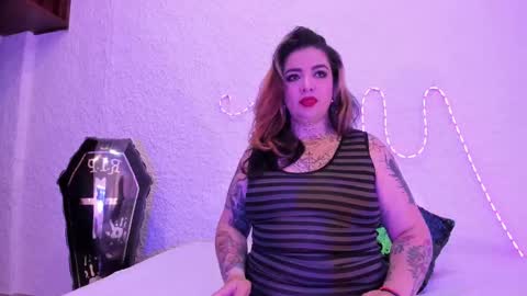 poisson_ivy_ online show from October 1, 2025, 8:48 pm