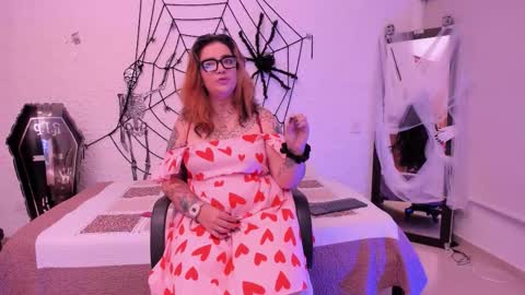 poisson_ivy_ online show from October 16, 2025, 9:49 pm