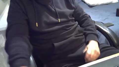 polgs2509 online show from March 31, 2026, 9:15 pm