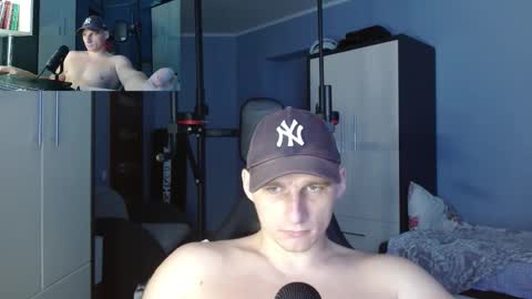 Snapshot of poliglotjoe chatting on October 3, 2025, 9:50 am Poliglot online show from October 3, 2025, 9:50 am