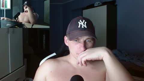 Snapshot of poliglotjoe chatting on October 24, 2025, 4:09 am Poliglot online show from October 24, 2025, 4:09 am