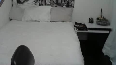 Snapshot of polina_p chatting on April 23, 2026, 3:14 pm polina_p online show from April 23, 2026, 3:14 pm