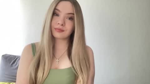 polishangel222 online show from March 15, 2026, 1:28 pm