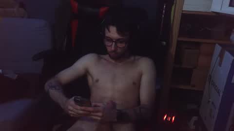 Snapshot of pollo285025895 chatting on October 22, 2025, 8:41 pm POLLO28 online show from October 22, 2025, 8:41 pm