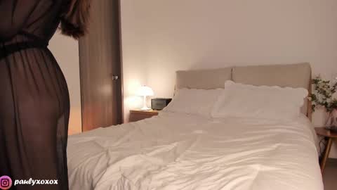 Snapshot of polly_____ chatting on October 2, 2025, 9:11 pm Polly online show from October 2, 2025, 9:11 pm