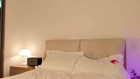 Snapshot of polly_____ chatting on October 7, 2025, 10:07 pm Polly online show from October 7, 2025, 10:07 pm