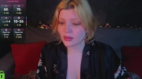 Polly online show from May 21, 2026, 1:23 am