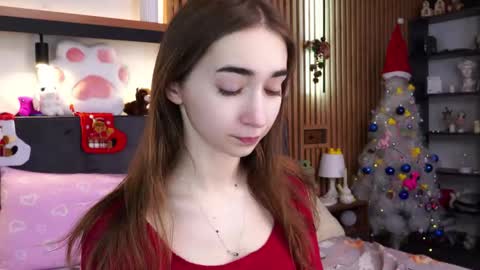 Polly online show from December 16, 2025, 7:24 am