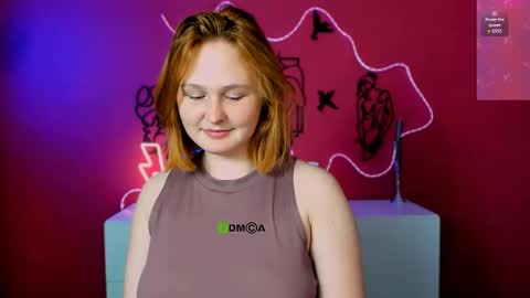 polly_cute1 online show from May 28, 2026, 7:00 pm