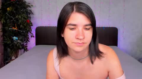 Snapshot of polly_love_ chatting on September 23, 2025, 6:38 am Polly online show from September 23, 2025, 6:38 am