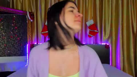 Polly online show from December 14, 2025, 7:25 am