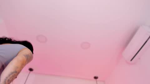 POLLY online show from January 13, 2026, 10:42 am