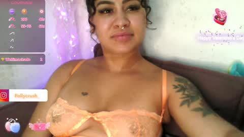 Snapshot of pollycrush chatting on February 9, 2025, 3:32 am pollycrush online show from February 9, 2025, 3:32 am