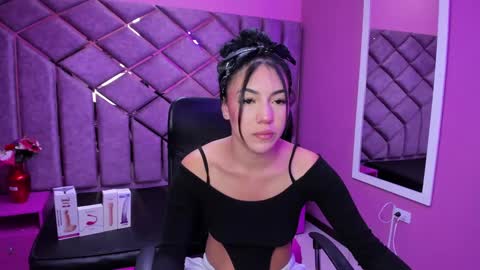 Snapshot of poly_sasha_ chatting on October 8, 2025, 4:32 am poly sasha online show from October 8, 2025, 4:32 am