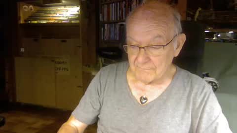 Snapshot of pomme1949 chatting on February 3, 2025, 2:45 pm pomme1949 online show from February 3, 2025, 2:45 pm