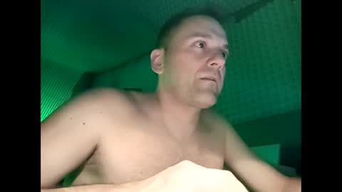 pomplinero online show from October 7, 2025, 11:35 pm