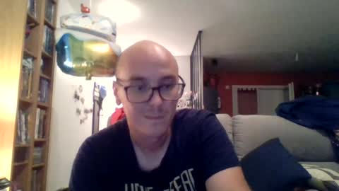 ponarch online show from August 9, 2026, 1:18 am