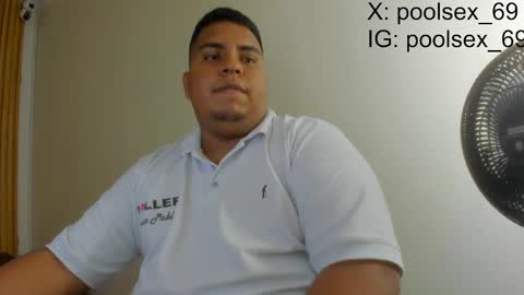 Snapshot of poolsexx_69 chatting on September 9, 2025, 5:45 pm poolsexx_69 online show from September 9, 2025, 5:45 pm