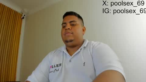 Snapshot of poolsexx_69 chatting on September 11, 2025, 4:07 pm poolsexx_69 online show from September 11, 2025, 4:07 pm