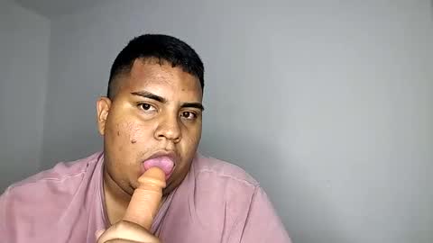 Snapshot of poolsexx_69 chatting on September 24, 2025, 7:12 am poolsexx_69 online show from September 24, 2025, 7:12 am