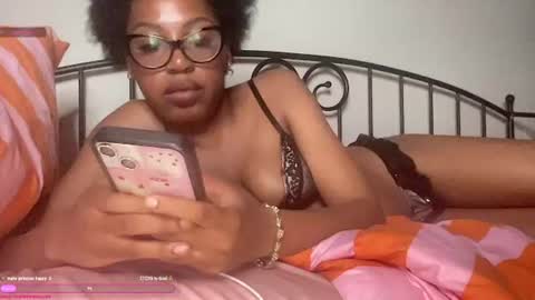 Snapshot of popasprincess chatting on July 1, 2026, 2:02 am princess online show from July 1, 2026, 2:02 am