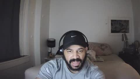 Snapshot of popfizzt chatting on February 4, 2026, 9:37 am popfizzt online show from February 4, 2026, 9:37 am