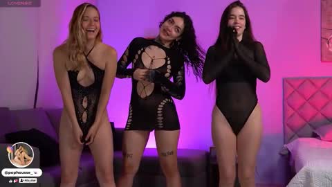 Snapshot of pophouse chatting on October 16, 2025, 12:06 pm online show from October 16, 2025, 12:06 pm