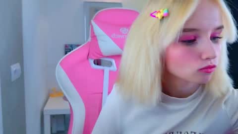 Hi Daddy Im Jane online show from April 13, 2026, 9:26 am