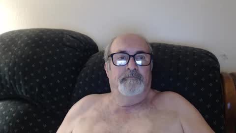 poppi_4u online show from February 17, 2025, 4:53 am