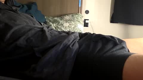 Kyle online show from October 6, 2025, 2:31 am