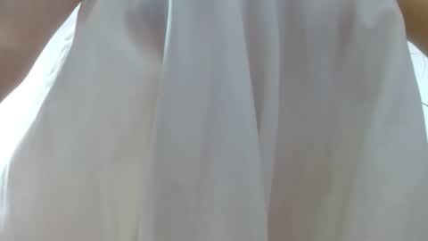 porcelainlux online show from November 1, 2025, 10:45 pm