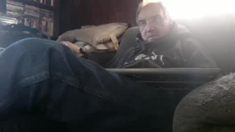 Snapshot of porkingit400 chatting on December 26, 2024, 4:25 pm porkingit400 online show from December 26, 2024, 4:25 pm