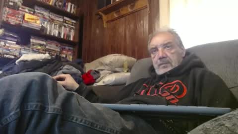 Snapshot of porkingit400 chatting on January 1, 2025, 5:11 pm porkingit400 online show from January 1, 2025, 5:11 pm