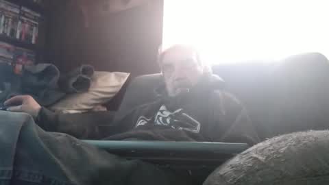 Snapshot of porkingit400 chatting on February 15, 2025, 3:39 pm porkingit400 online show from February 15, 2025, 3:39 pm