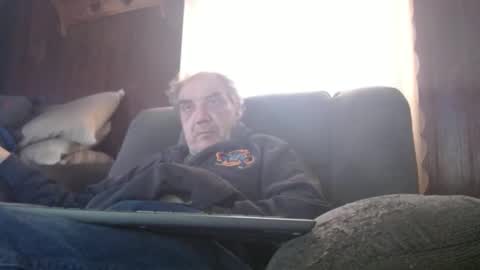 Snapshot of porkingit400 chatting on February 22, 2025, 1:35 pm porkingit400 online show from February 22, 2025, 1:35 pm