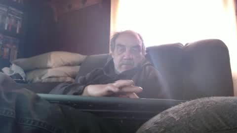 Snapshot of porkingit400 chatting on March 10, 2025, 5:29 pm porkingit400 online show from March 10, 2025, 5:29 pm