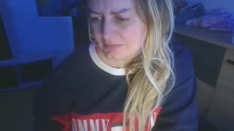 Snapshot of pornbusty chatting on February 2, 2026, 6:06 pm MelissOfficial online show from February 2, 2026, 6:06 pm