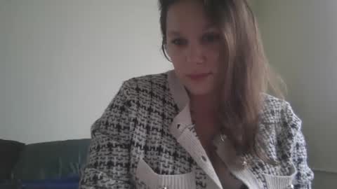 pornbwetkitty online show from September 29, 2025, 8:13 pm