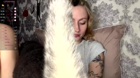  HERES SILVIA AND OlIVIA  WELCOME EVERYONE LOVENSE DOMI REACT TO YOUR TIPS LETS MAKE A GREAT SHOW TOGETHER  online show from November 10, 2025, 4:50 pm