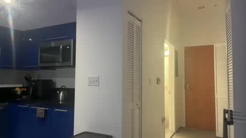 Portia Banks online show from November 19, 2025, 4:34 am