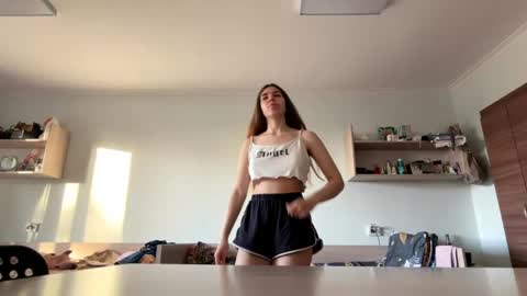 Eva online show from May 22, 2026, 4:12 pm