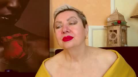 LADY POSH online show from February 4, 2026, 10:36 pm