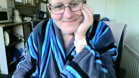 Snapshot of poshman65 chatting on January 11, 2025, 12:40 pm poshman65 online show from January 11, 2025, 12:40 pm