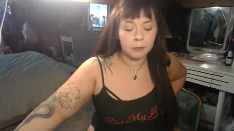 posionedxpeach online show from January 12, 2026, 9:42 pm