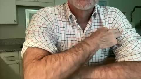 Post online show from September 29, 2025, 8:02 pm