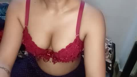 Snapshot of poulomi_das chatting on April 2, 2026, 5:43 pm poulomi online show from April 2, 2026, 5:43 pm