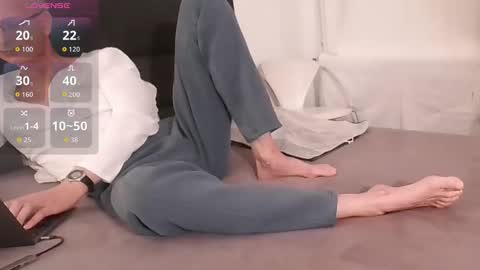 Smooth Daddy online show from December 18, 2025, 4:57 pm